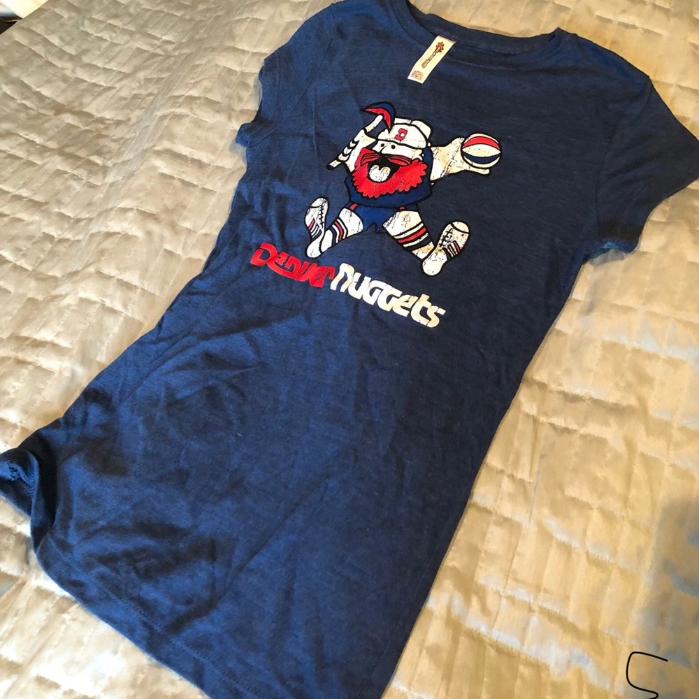 Denver Nuggets shirt